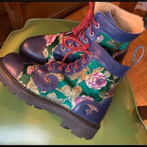 John Fluevog Men’s Derby Swirl